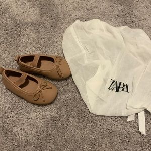 Zara baby shoe